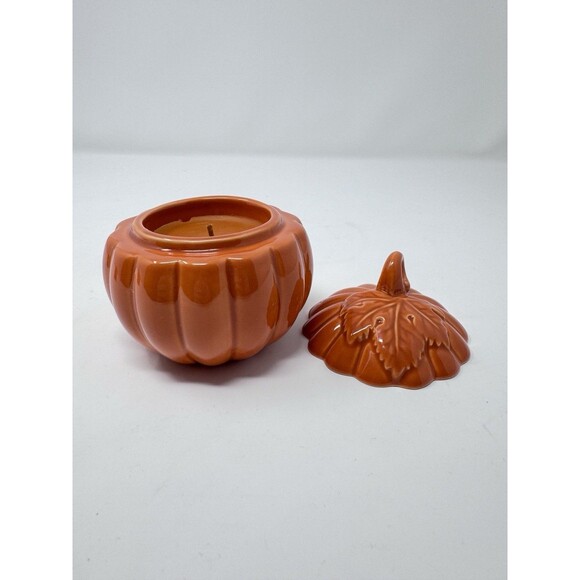 Bath & Body Works Sweet Cinnamon Pumpkin Candle NEW 2oz Halloween Fall October - Picture 1 of 10